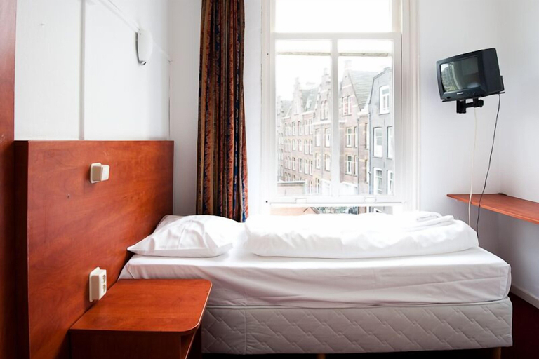 Bedroom 2, Hotel Amsterdam Inn - Digital Access, Amsterdam
