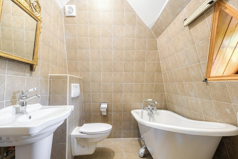 Bathroom 3, Le Petit Château De Barbizon, Seine-et-Marne