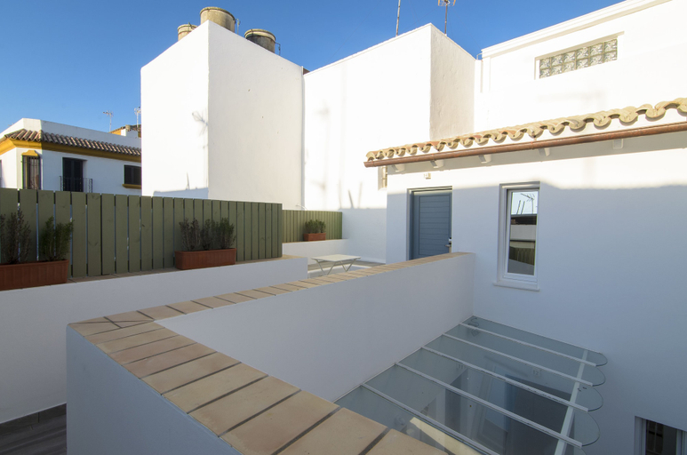 Exterior & Views 2, Hostal Gravina, Cádiz