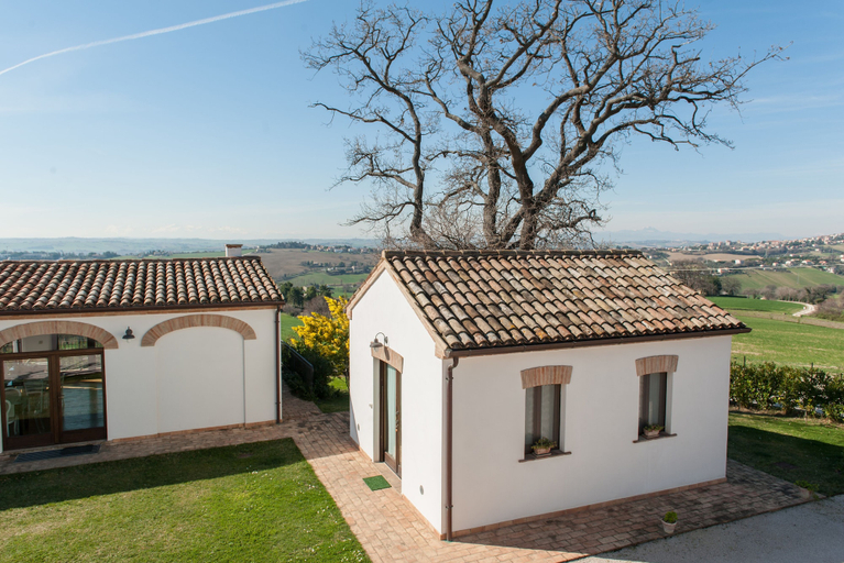 Exterior & Views 2, Villa Coralia, Ancona