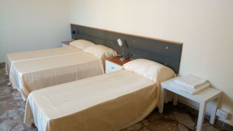 Bedroom 3, LovelyBed, Latina