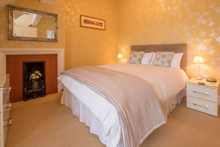 Bedroom 3, Forest Side Guest House, Hampshire
