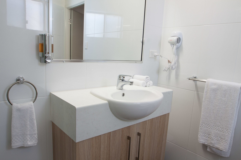 Bathroom 3