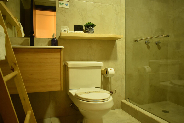 Bathroom 4, Vaway Hotel, Cuenca