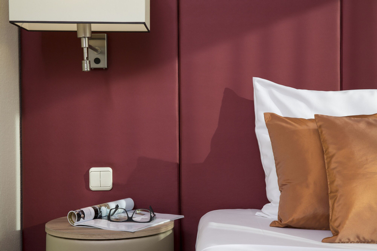 Bedroom 12