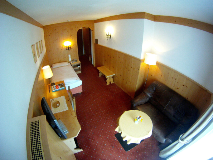 Bathroom 4, Hotel Bären, Maloja