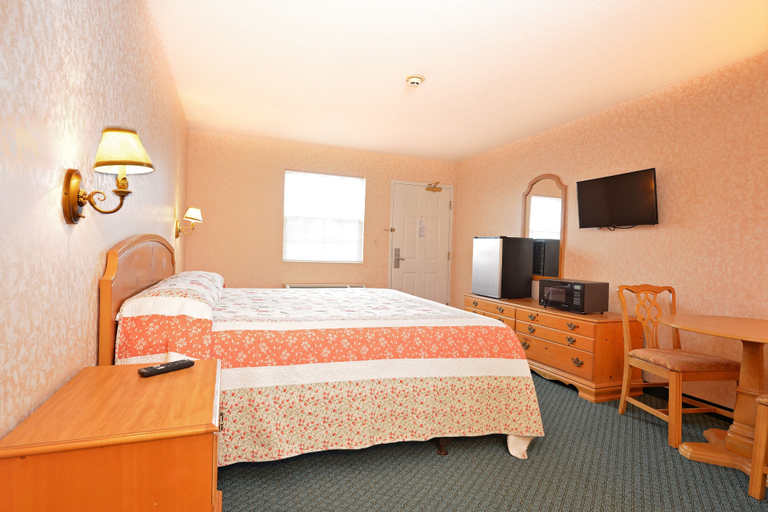Bedroom 3, Our Guest Inn and Suites - Downtown, Ottawa
