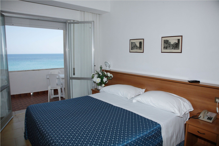 Bedroom 2, San Domenico Hotel, Catanzaro