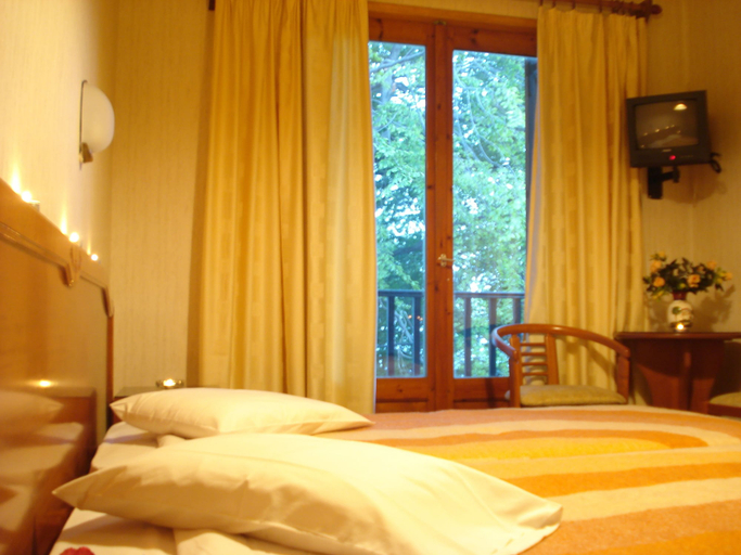Bedroom 3, Hani Zisi Hotel, Thessaly