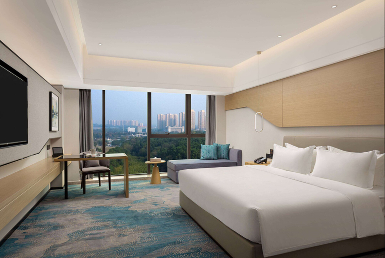 Bedroom 3, Microtel by Wyndham Songzi, Jingzhou