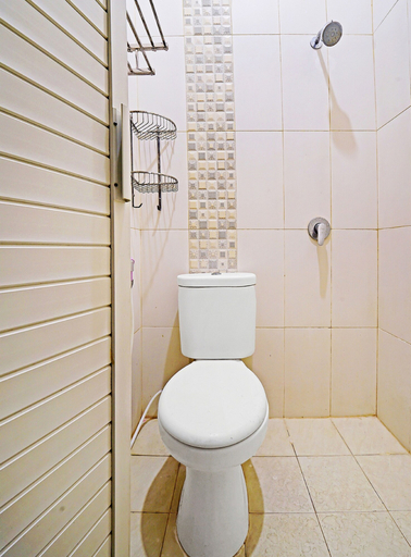 Bathroom 3, OYO 91342 Tatti Inn Syariah, Sleman