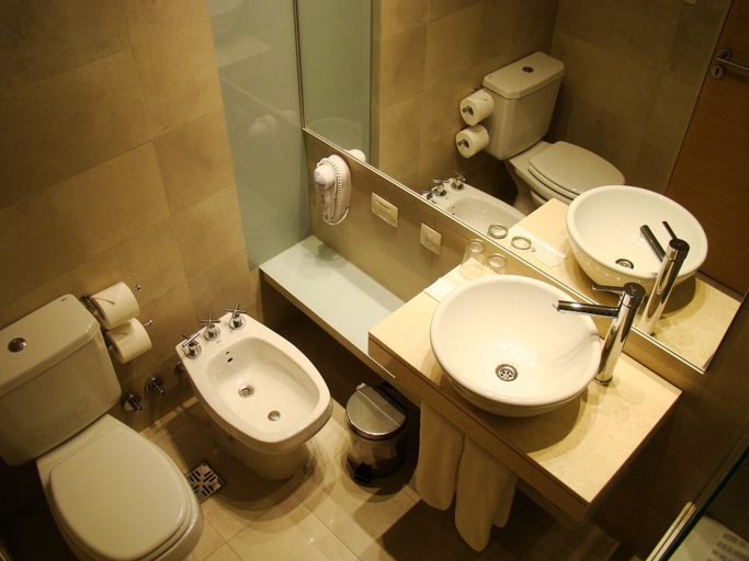 Bathroom 5, Dazzler by Wyndham Rosario, Rosario