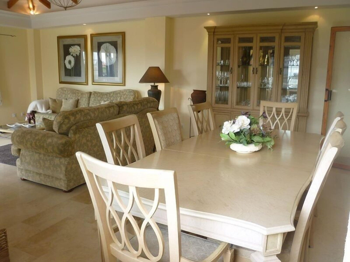 Others 5, Great Villa - Heated Pool & Sauna, Málaga