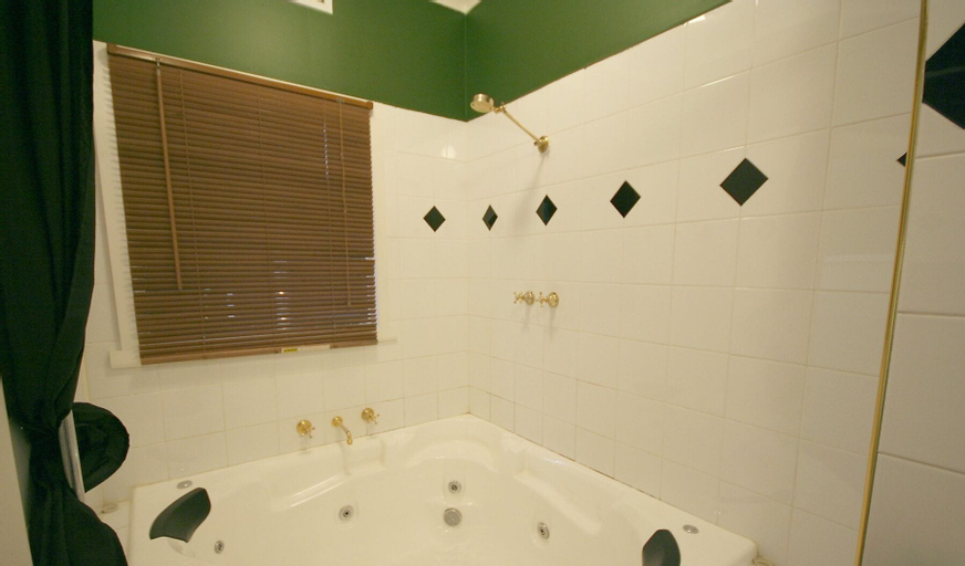 Bathroom 5