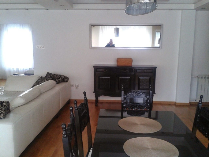 Others 5, Atomic Apartment 03, Belgrade