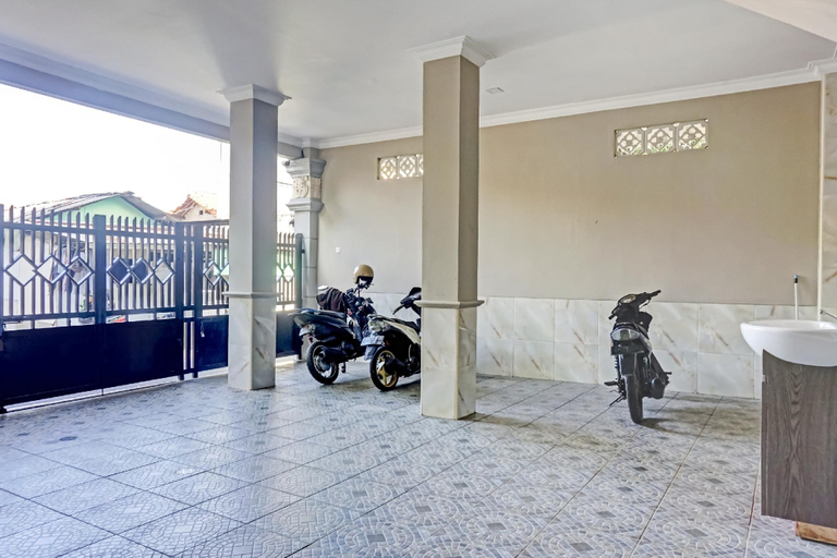 Others 4, OYO 90634 Wisma Anisa Syariah, South Tangerang