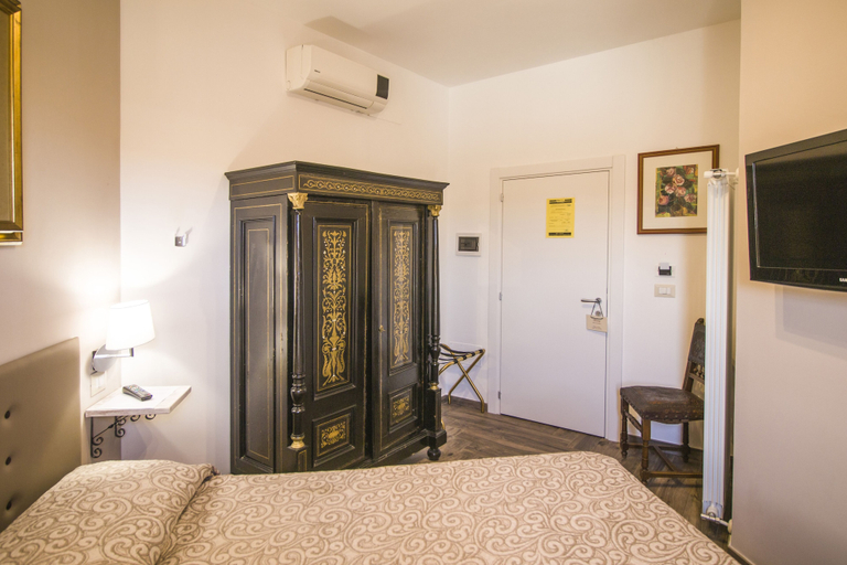 Bedroom 4, Luxury B&B, Lecce