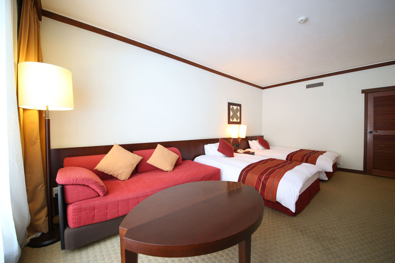 Bedroom 12