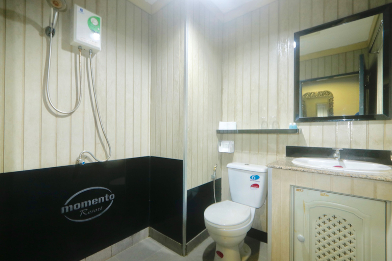 Bathroom 5, Momento Resort, Pattaya