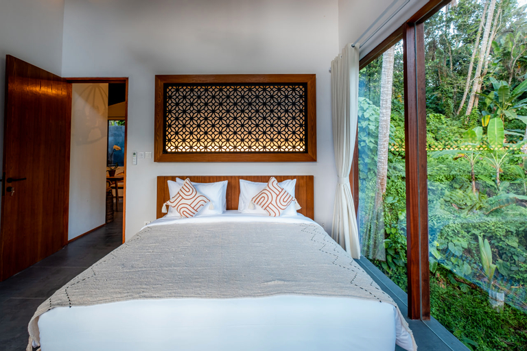 Bedroom 21