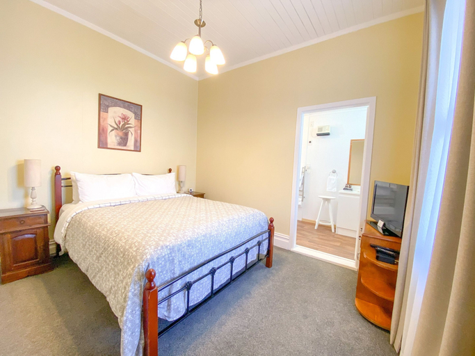 Bedroom 2, Tongariro Crossing Lodge, Ruapehu