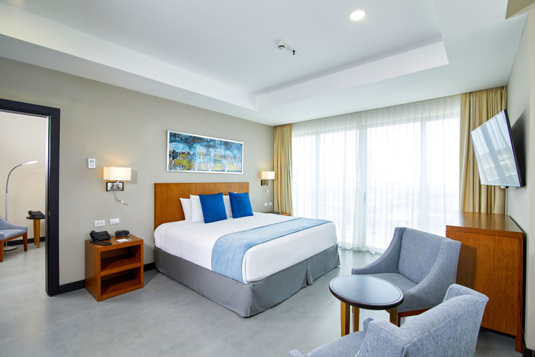 Bedroom 3, Wyndham Manta Sail Plaza Hotel & Convention Center, Manta