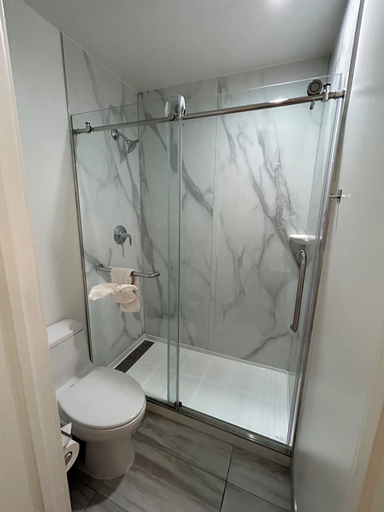 Bathroom 3, Hillside Inn, Sonoma