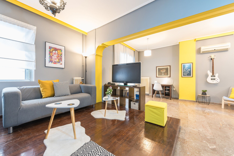 Others 4, Stylish Apartment with Balcony by Cloudkeys, Attica