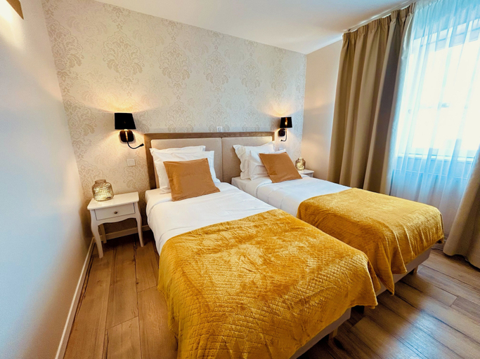 Bedroom 2, Le Royal Picardie, BW Signature Collection, Somme