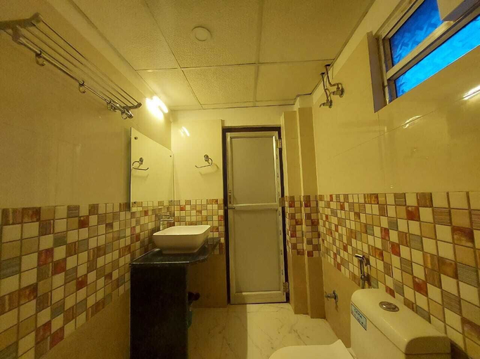 Bathroom, Holiday Beach Resort Mandarmani, Purba Medinipur