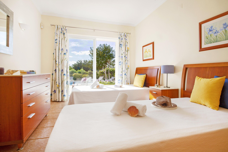 Bedroom 3, Villa Osiris, Albufeira