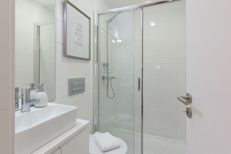 Bathroom 4, Loureiro Villas, Porto