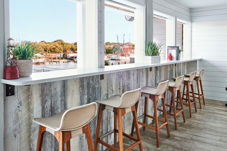 Food & Drinks 5, Shem Creek Inn, Charleston