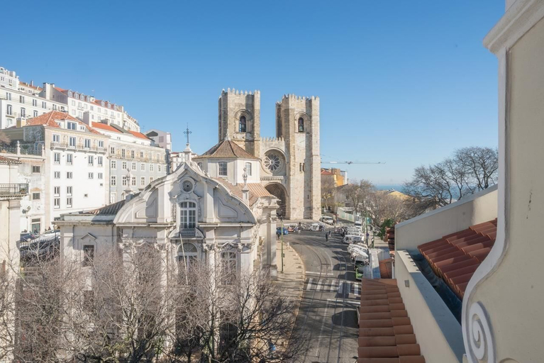 Exterior & Views, Superb Flat Cathedral & River View, Lisbon