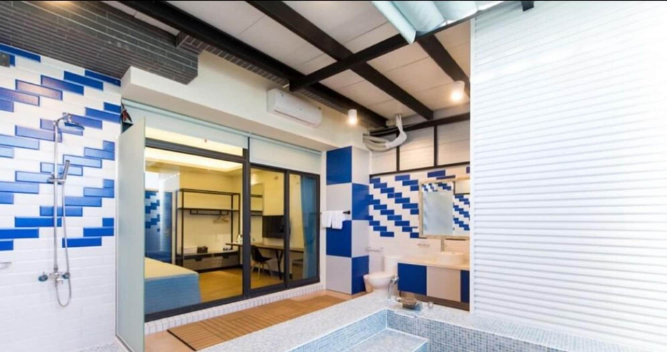Bathroom 5, Song Ping Resort, Pingtung