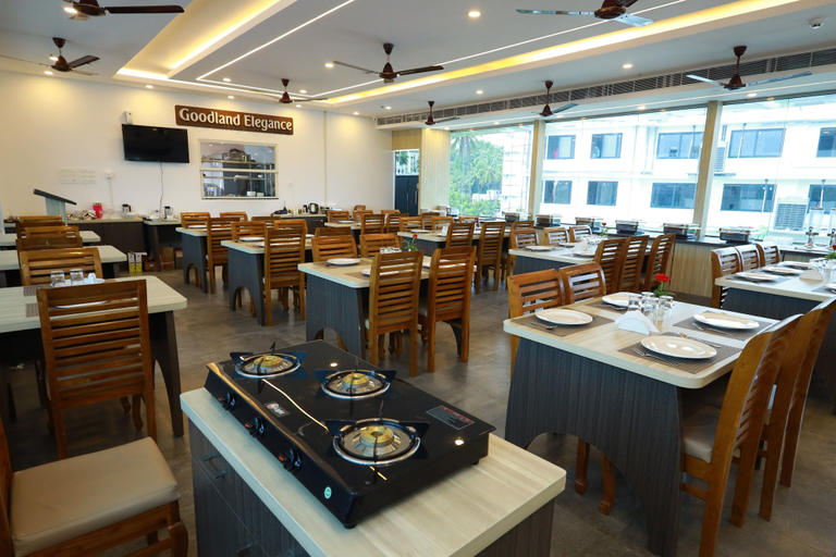 Food & Drinks 5, Goodland Elegance, Thiruvananthapuram