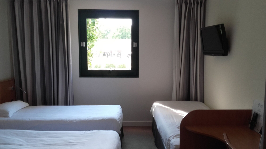Bedroom 2, Hôtel Vert, Manche