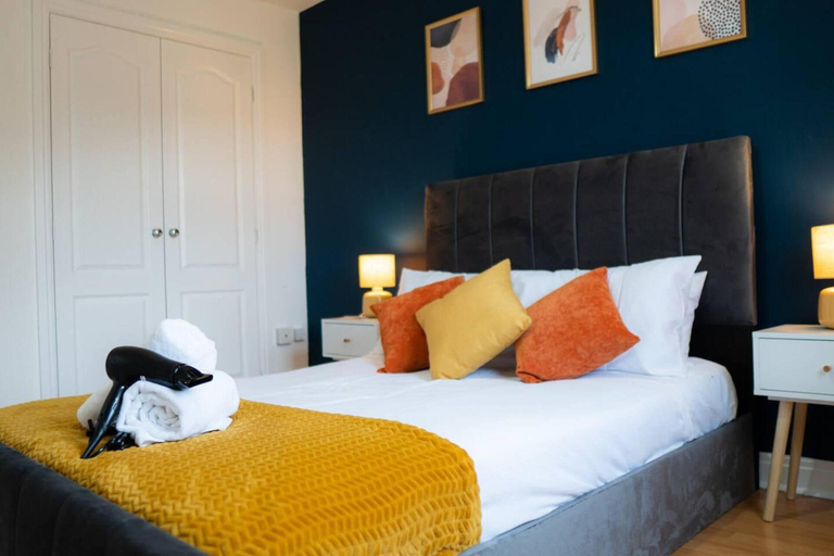 Bedroom 3, Stunning 6-bed House in Milton Keynes, Buckinghamshire