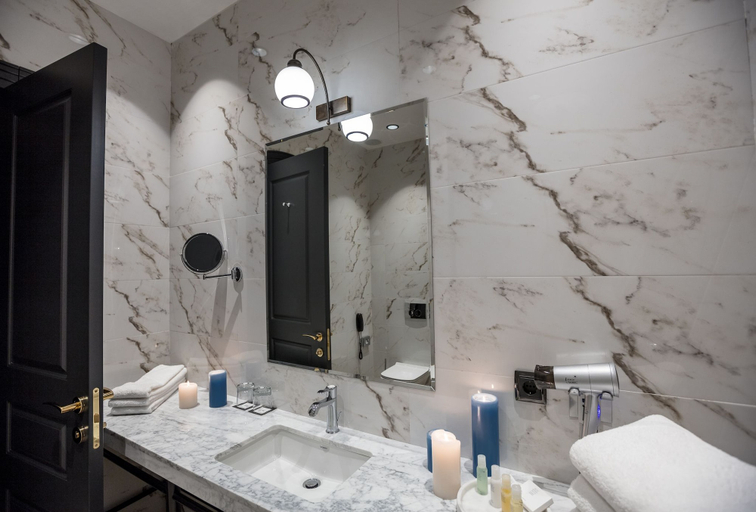 Bathroom 4, Museum Hotel Orbeliani, Tbilisi