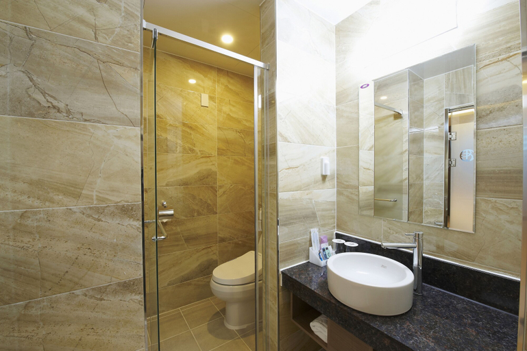 Bathroom 4, Hotel B, Gwangsan