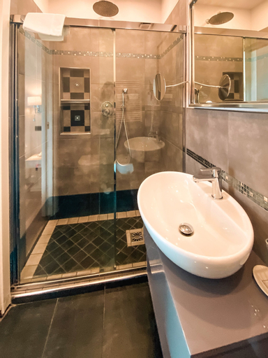 Bathroom 9