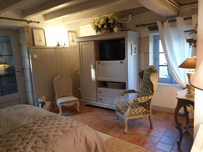 Bedroom 5, Moulin Rouhaud, Charente