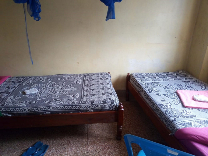 Bedroom 2, At Ease Guest House, Saboti