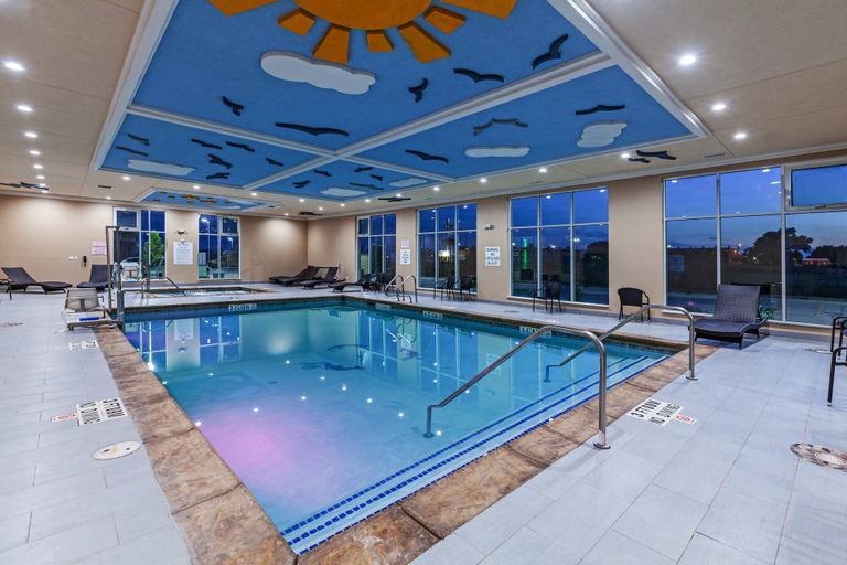 Sport & Beauty 4, Holiday Inn AMARILLO EAST by IHG, Potter