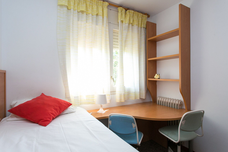 Bedroom 3, Awesome Apartment With Amazing Terrace, Barcelona