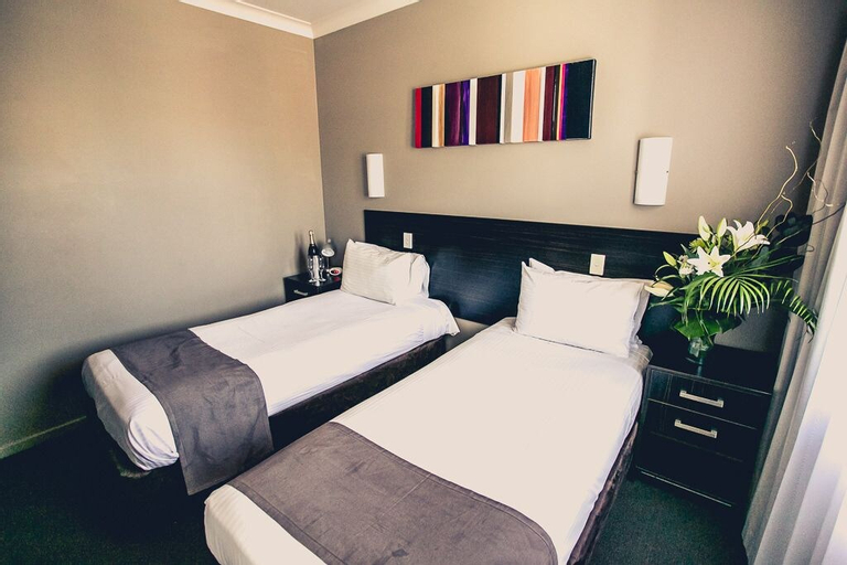 Bedroom 6