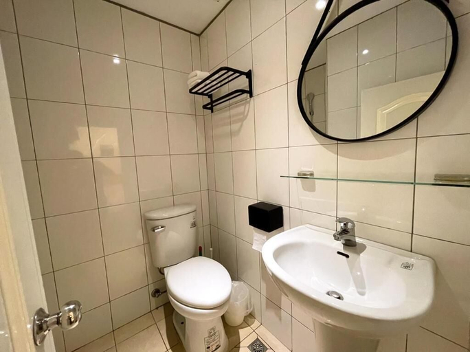 Bathroom 3, Small Island Homestay, Tainan