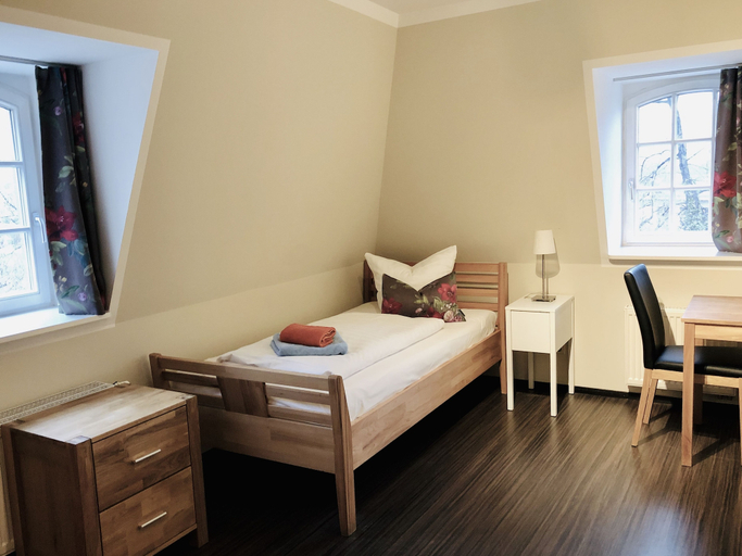 Bedroom 2, Hofgärtnerhaus, Dresden