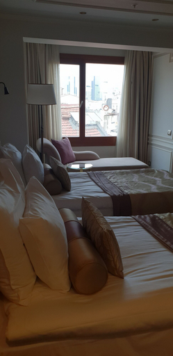Bedroom 2, Arcade Hotel, Şişli