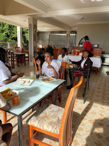 Food & Drinks 5, CRYSTAL APARTMENT HOTEL AND LODGES, Entebbe
